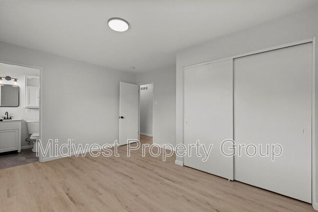 Photo - 925 Gonzaga Ln