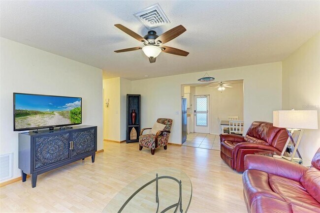 401 Shore Rd