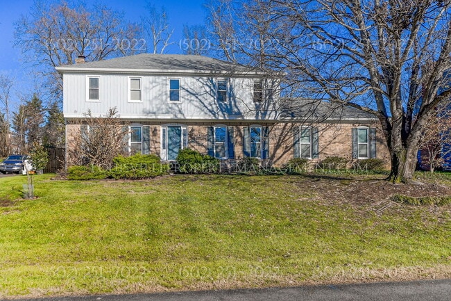 Building Photo - 3609 Locust Cir E