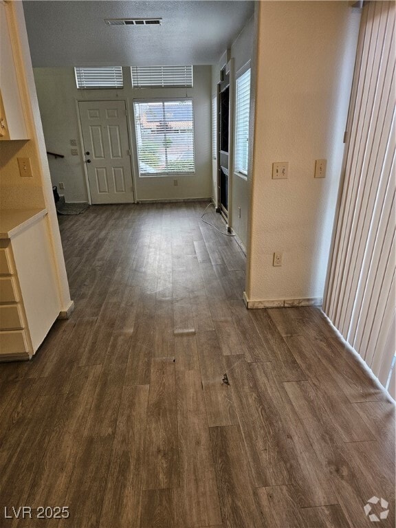 Building Photo - 6929 Oyster Shell Dr Rental