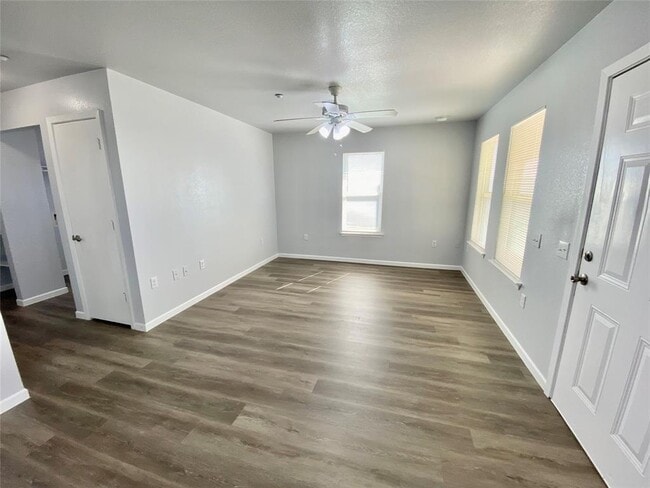 Photo - 13312 Barteny Cove