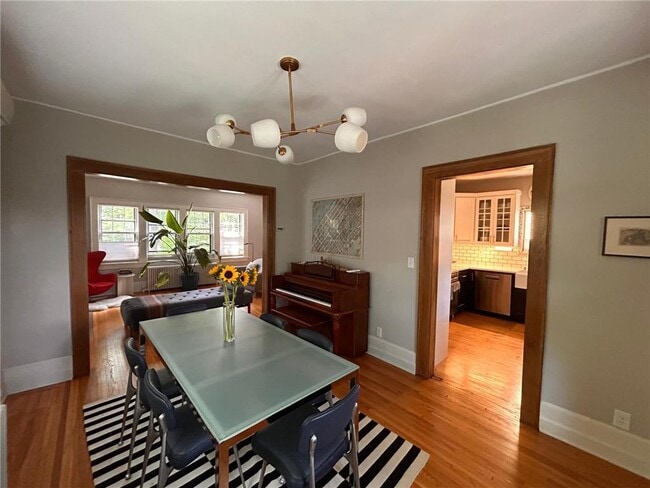 Photo - 749 Fairmount Ave