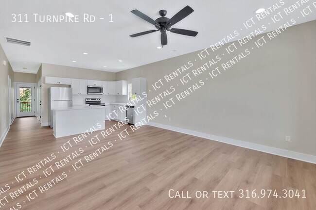Photo - 311 Turnpike Rd