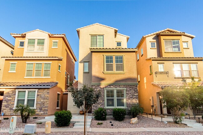 Photo - 2031 N 77th Ln