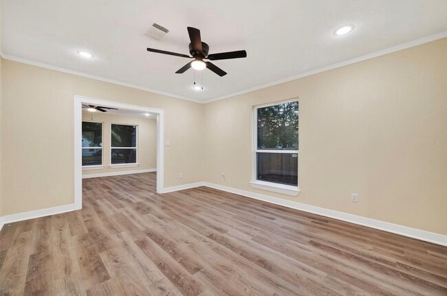 Photo - 2725 Avenue F