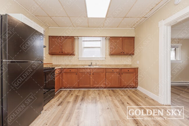 Photo - 407 N Plum St