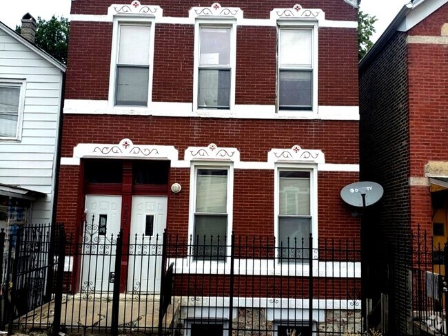Building Photo - 2126 W 18th Pl Rental