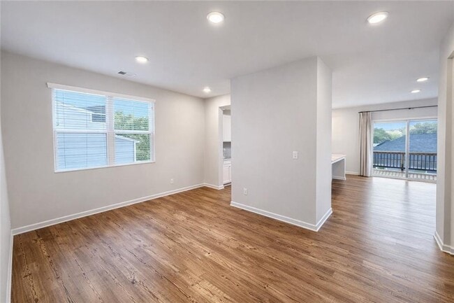 Photo - 88 Softwood Ct