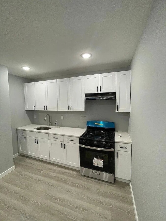 Photo - 252 Lehigh Ave Unidad 24
