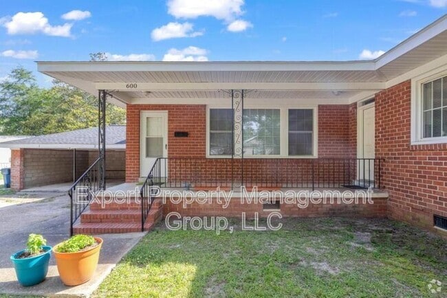 Building Photo - 600 W Surles St Rental