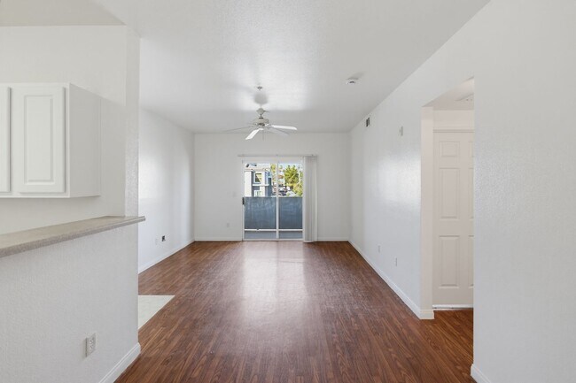 Photo - 6955 N Durango Dr Unit 2083