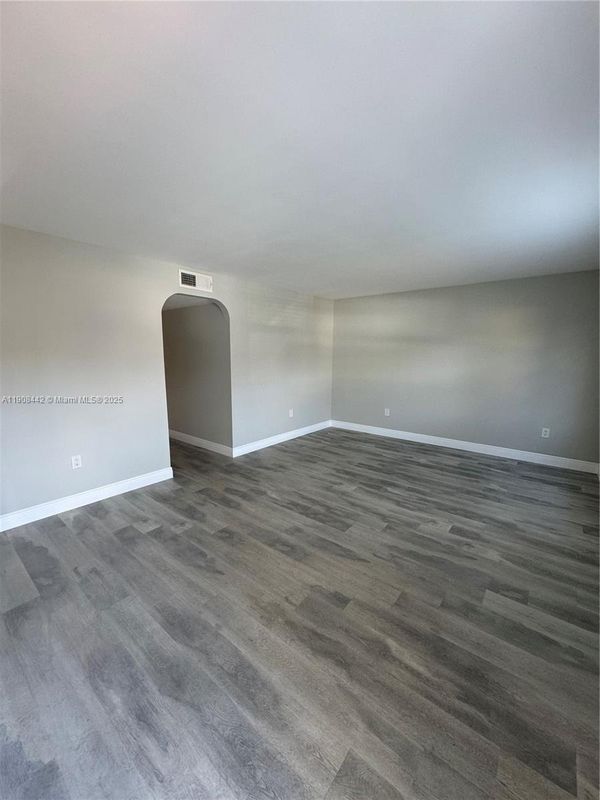 Photo - 9050 NW 28th St