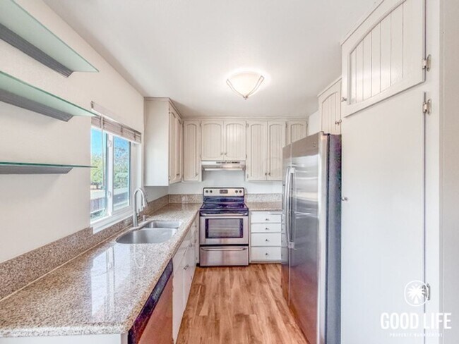 Photo - SD: Bright 2BD/2BA Condo in La Mesa with Community Pool, Private Balcony & In-Unit Laundry