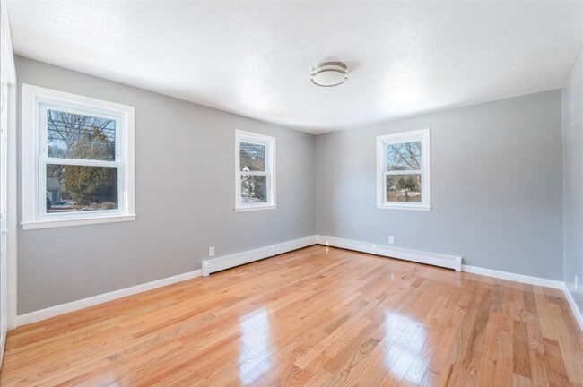 Photo - 1172 Whitman St