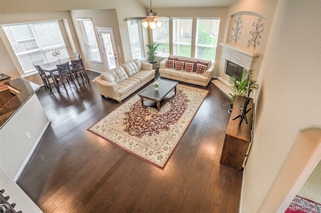 Photo - 26335 Cedar Pine Dr