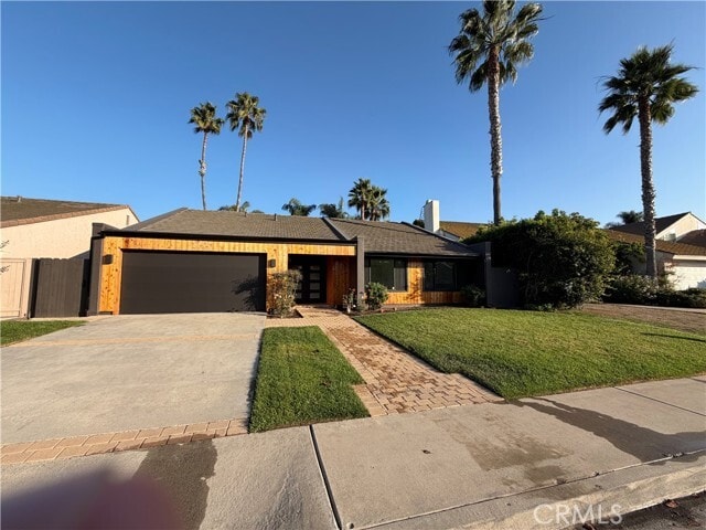 Photo - 15999 Via De Las Palmas