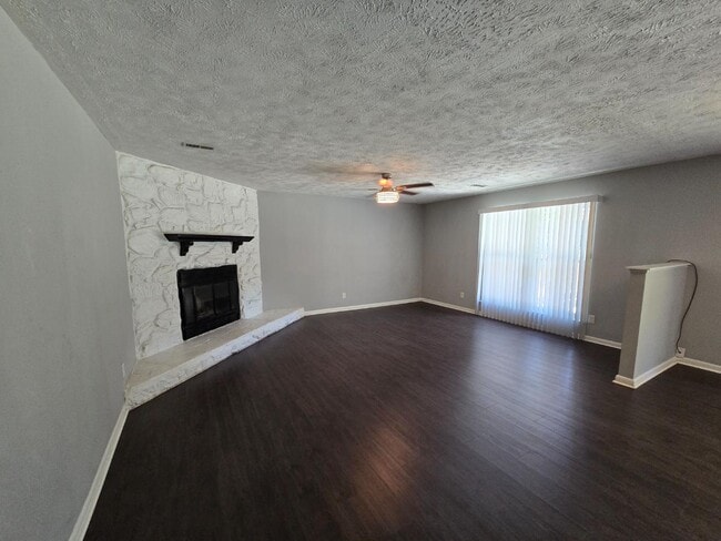 Photo - 6911 Wickersham Rd