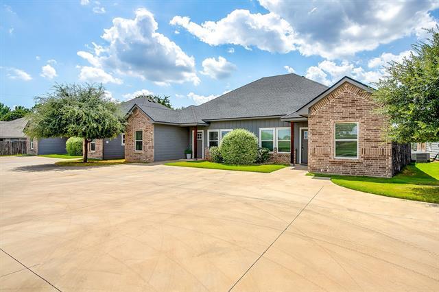 Photo - 2706 James Rd