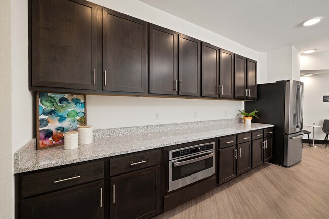 Photo - Henderson on Reinli