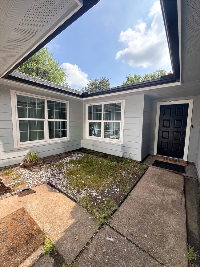 Photo - 6803 Marta Dr