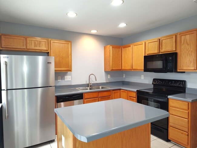 Photo - Pristine 2 Story townhome located in the Bennington Place Community!