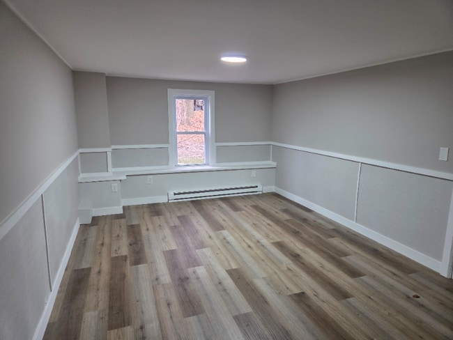 Photo - 441 Rutherford Ave