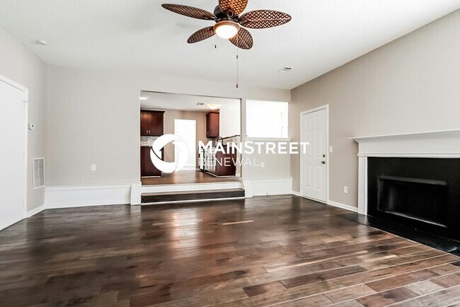 Photo - 4 Bedroom Pet-Friendly Home in Snellville, GA with Main Street Renewal