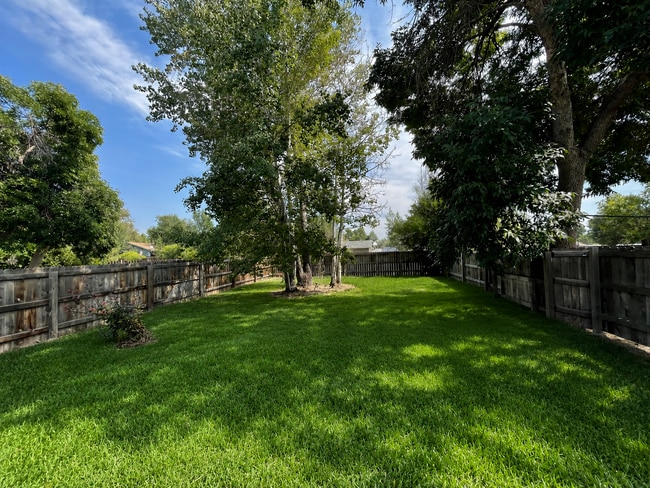 Photo - 628 Jocelyn Dr