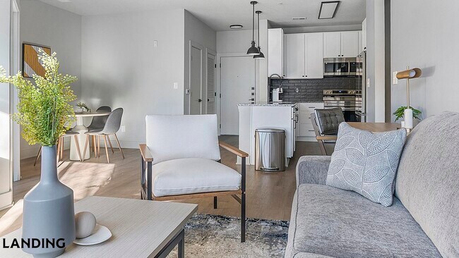 Photo - 49 Boulevard SE Unit E-568