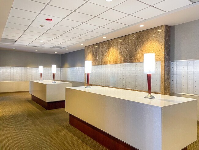 Photo - 655 W Irving Park Rd Unit 4811