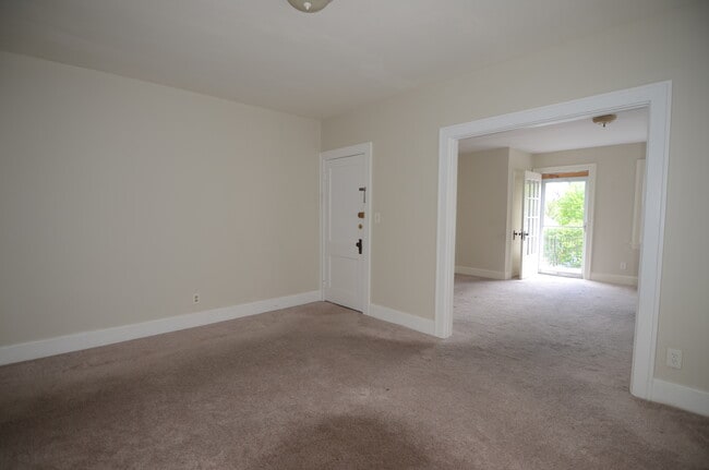 Photo - 5824 Arnsby Pl Unidad 4