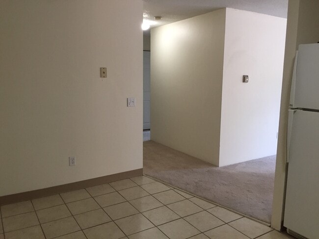 Photo - 9 Davis Rd Unit B10