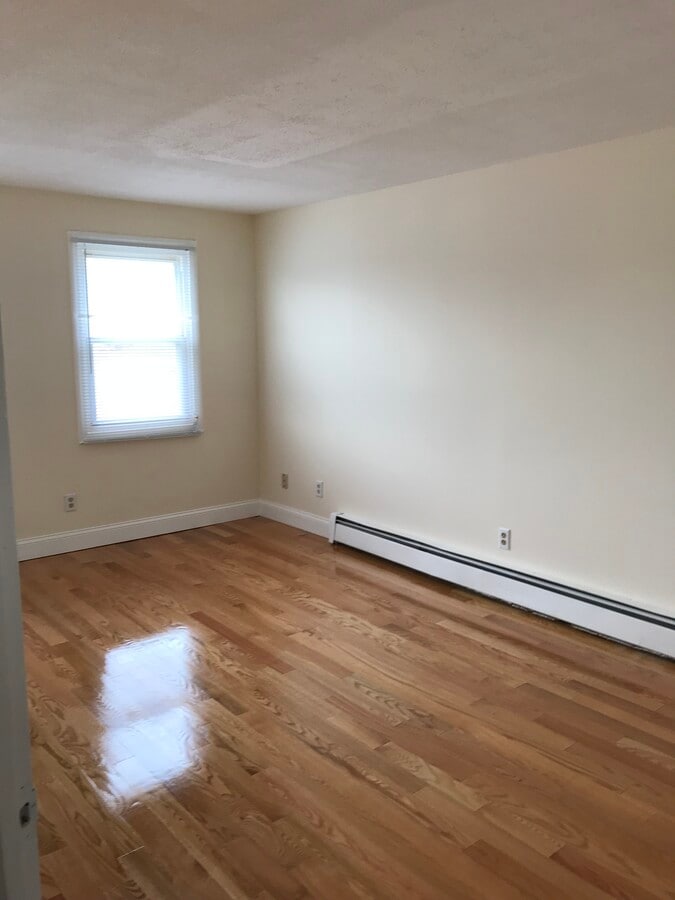 715-717 Bridge Street - 715-717 Bridge Street Unit 717-2