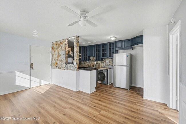 Photo - 115 Seminole Ave W Unit 211