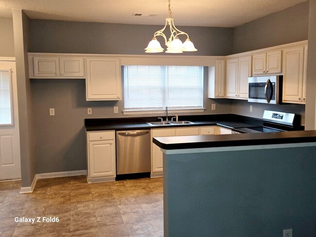 Photo - 257 Odyssey Turn NW