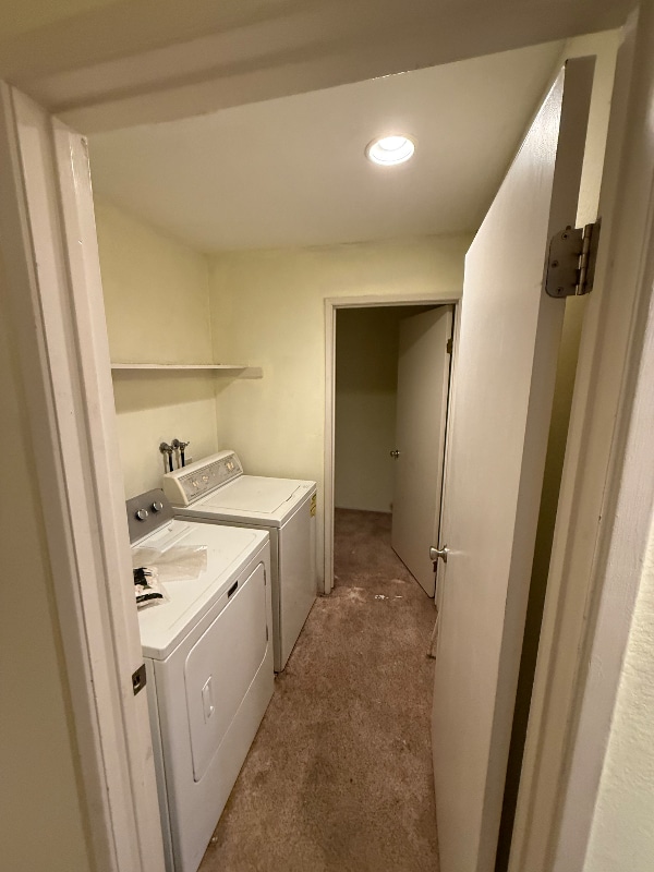 Building Photo - 5055 Valley Crest Dr