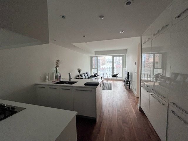 Building Photo - 1025 5 Ave SW