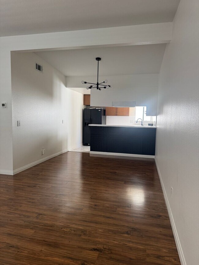 Photo - 5250 Bellingham Ave Unit 5
