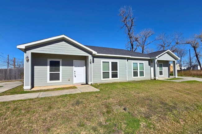 Photo - 2704 Sam Wilson St Unidad ID1391353P