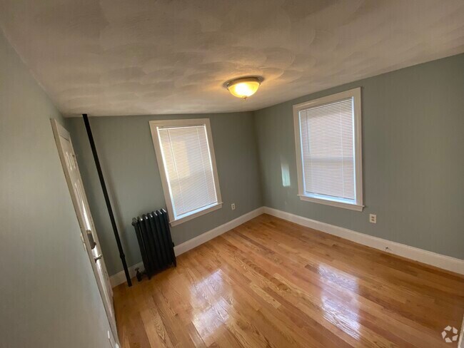 Building Photo - 309 Highland Ave Unit A Rental