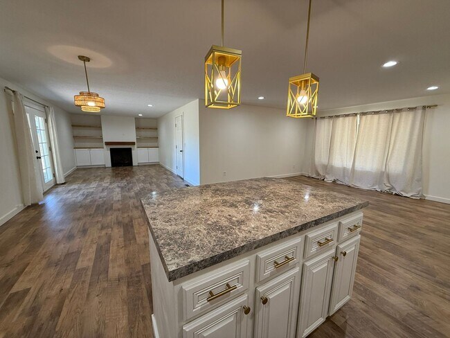 Photo - Updated Three Bedroom Home in South Salem