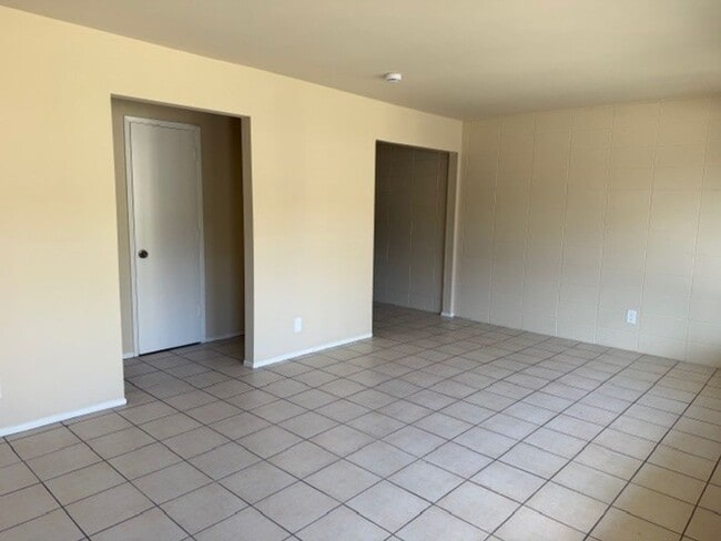 Photo - 1728 Broadway St Unit 6