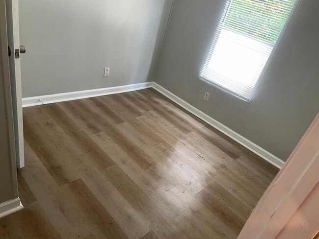 Photo - 655 Old Branch Rd