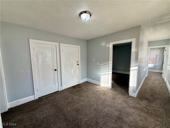 Photo - 810 Thayer St Unit 2