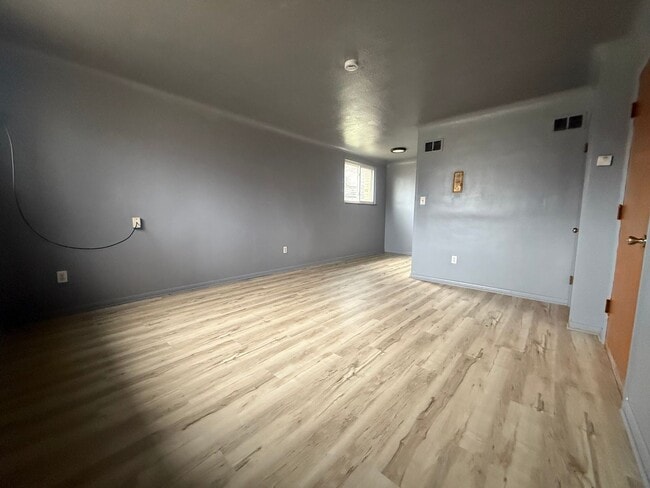 Photo - 4201 Rocky River Dr Unidad 4201 Rocky River Dr -1