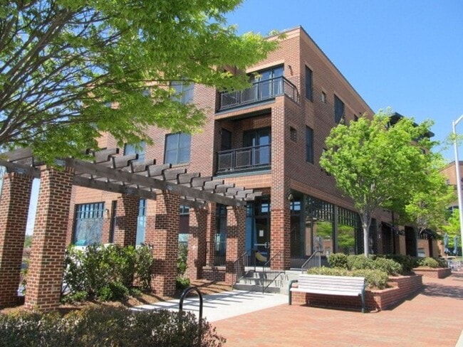 Chapel Hill / 2BR Southern Village Condo A... - Chapel Hill / 2BR Southern Village Condo A... Unit 303