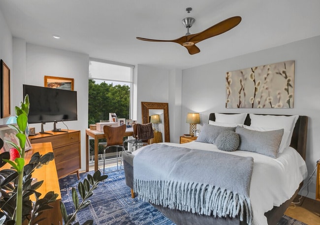 Photo - 1115 S Alamo St Unidad 407.7