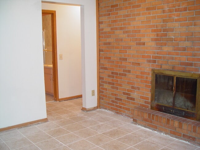 Photo - 1480 47th Ave NE Unit # XXX