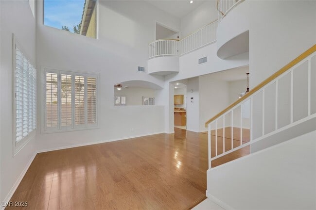 Photo - 1058 Silver Stone Way