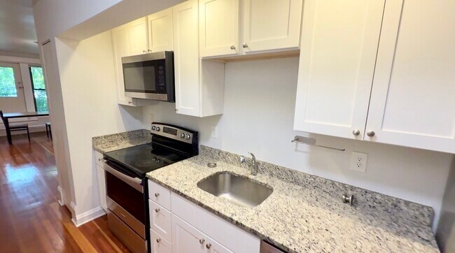 1487 Beacon St Unit 3A